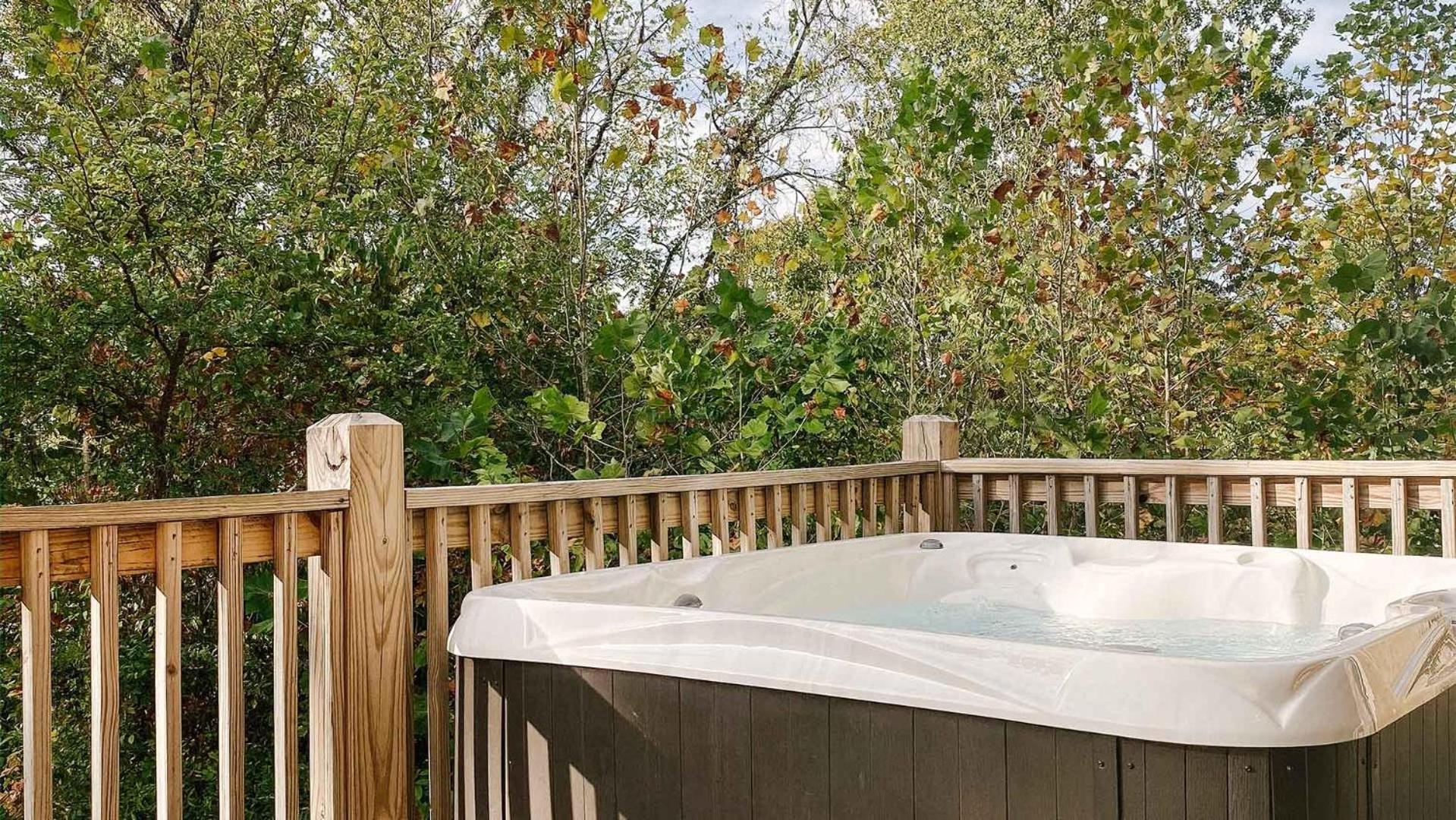 Comfy Retreat Wprivate Pool, Hot Tub, Game Holiday home